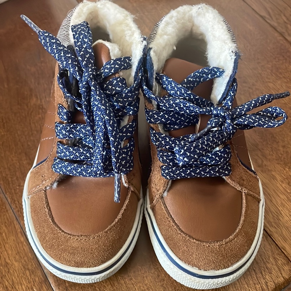 Oshkosh toddler shoes